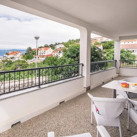 Apartments Stasic Vrbnik Exterior photo