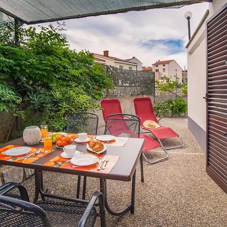 Apartments Stasic Vrbnik Room photo