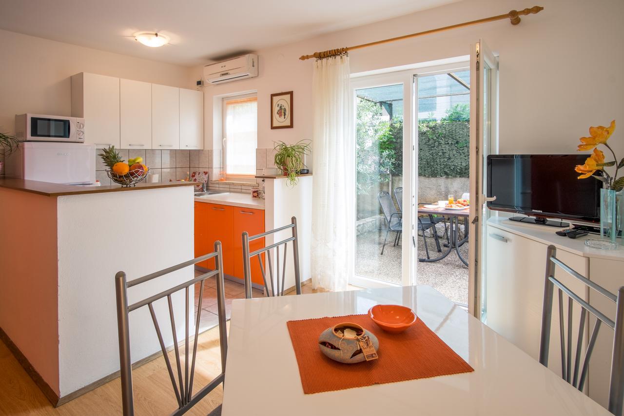 Stasic Apartment
