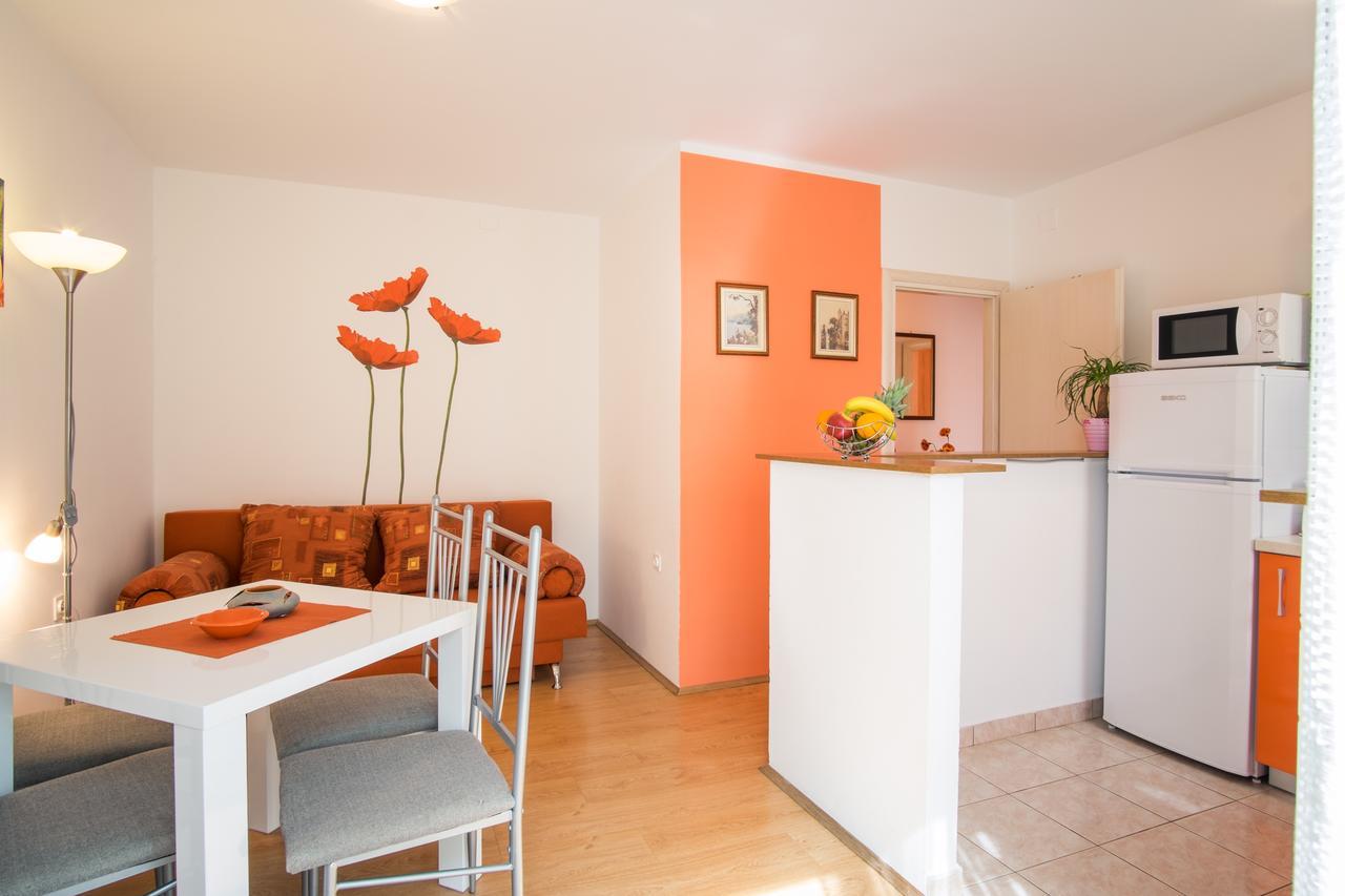 Stasic Apartment *